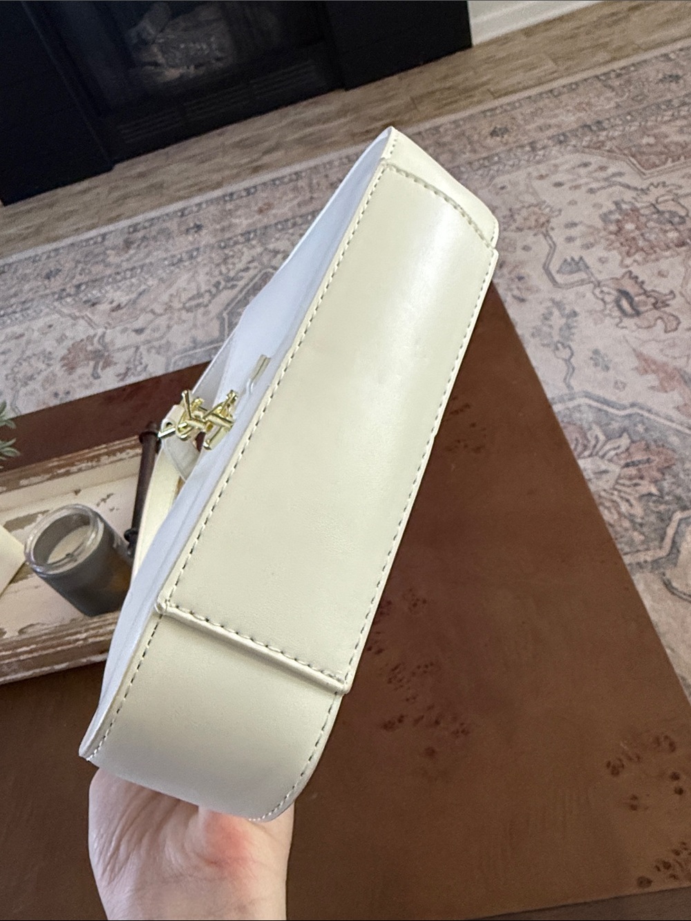 Cream Leather Shoulder Bag with Gold Hardware - Picture 4 of 6